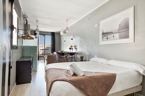 Click Rooms - Fira Centric Ding Dong Fira Apartments